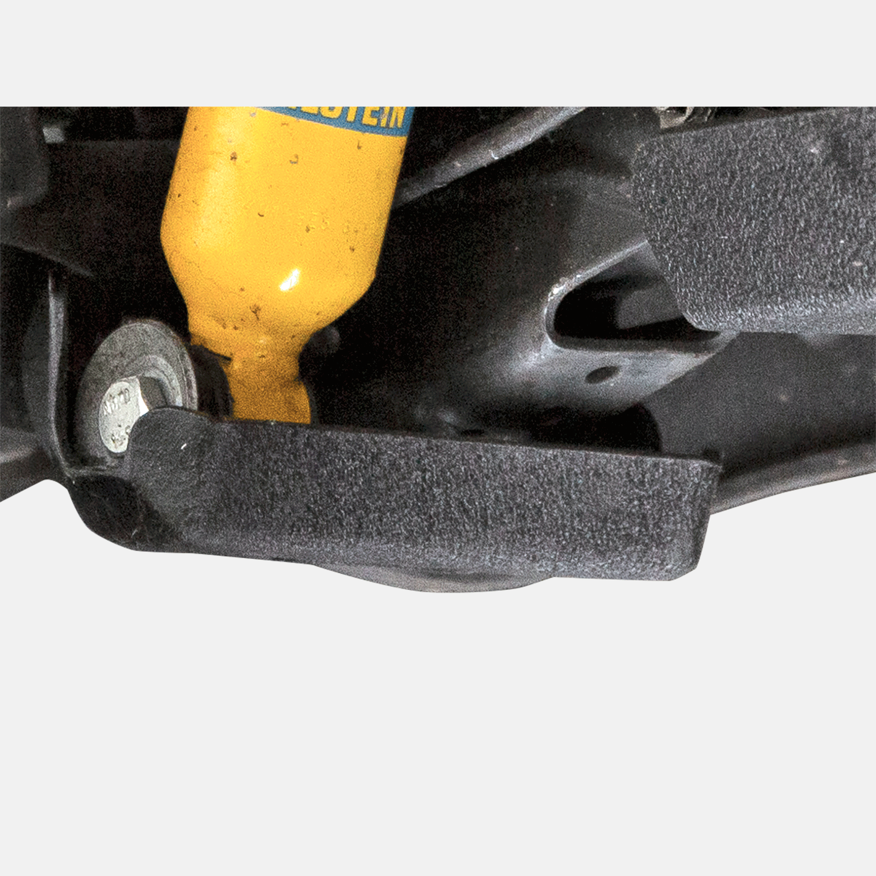 Unterfahrschutz Stoßdämpfer hinten für Suzuki Jimny GJ