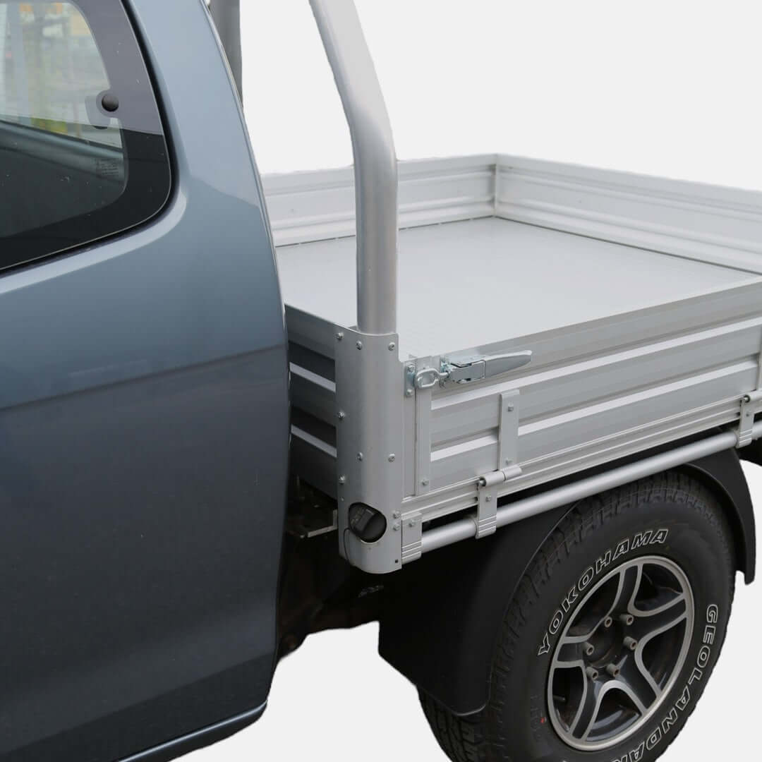 Flatbed UTE Tray Silver inklusive Bordwände & Kabinenschutz