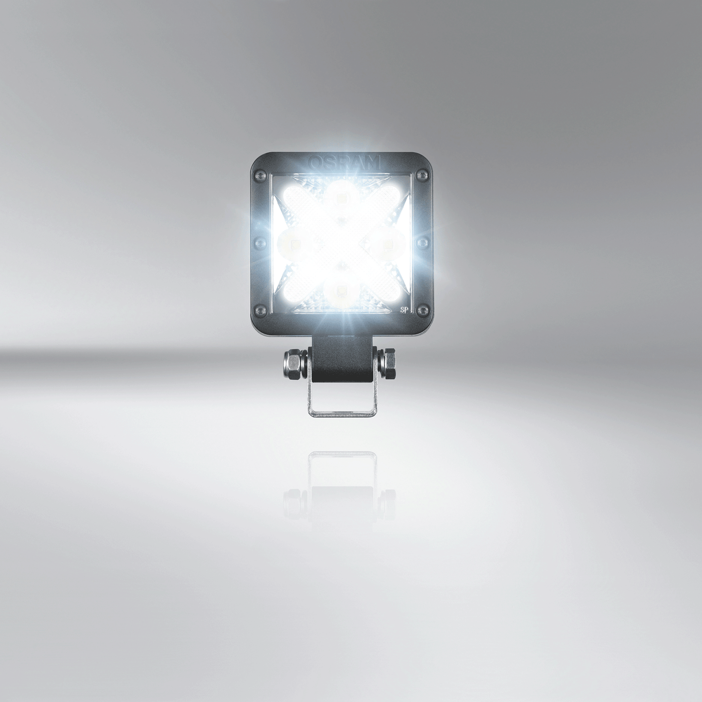 OSRAM LEDriving® Cube-X Wide & Accent mit Tagfahrlicht X SHAPE Arbeitsscheinwerfer Rückfahrscheinwerfer